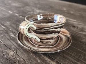 Keramická šálka na kávu espresso - lungo - ristretto 70 ml – Unikát! - béžovo-hnedá ručná výroba – modelovaná
