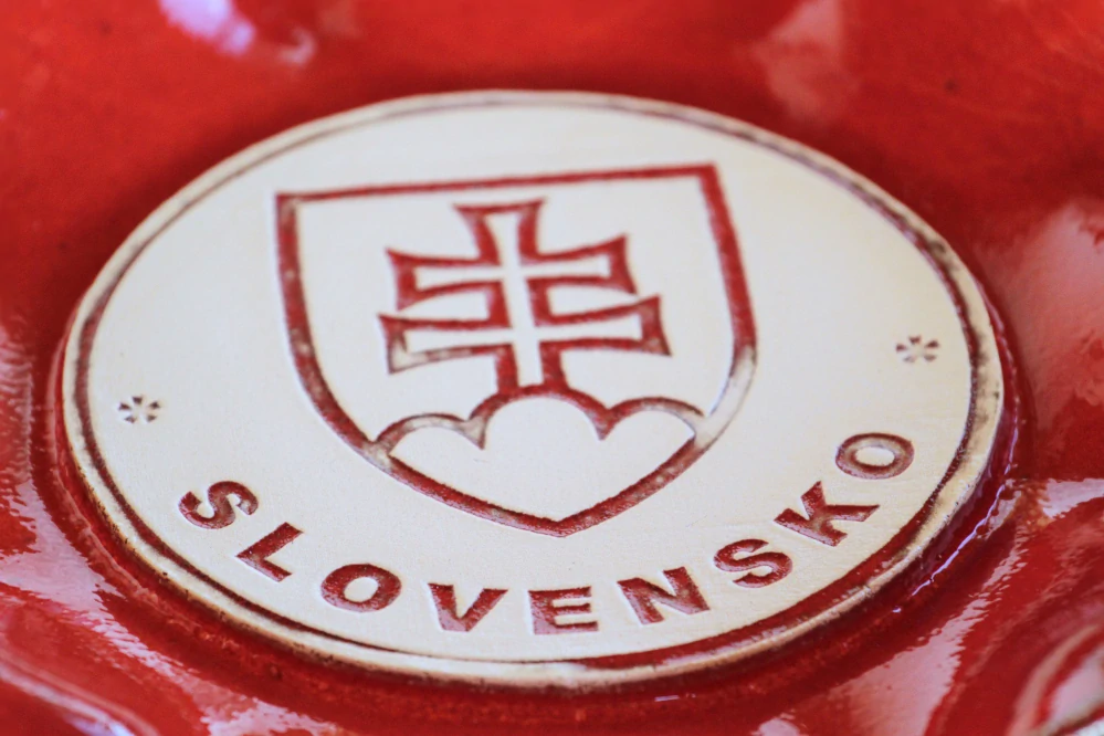 Keramická misa s erbom Slovensko - veľká vlnková