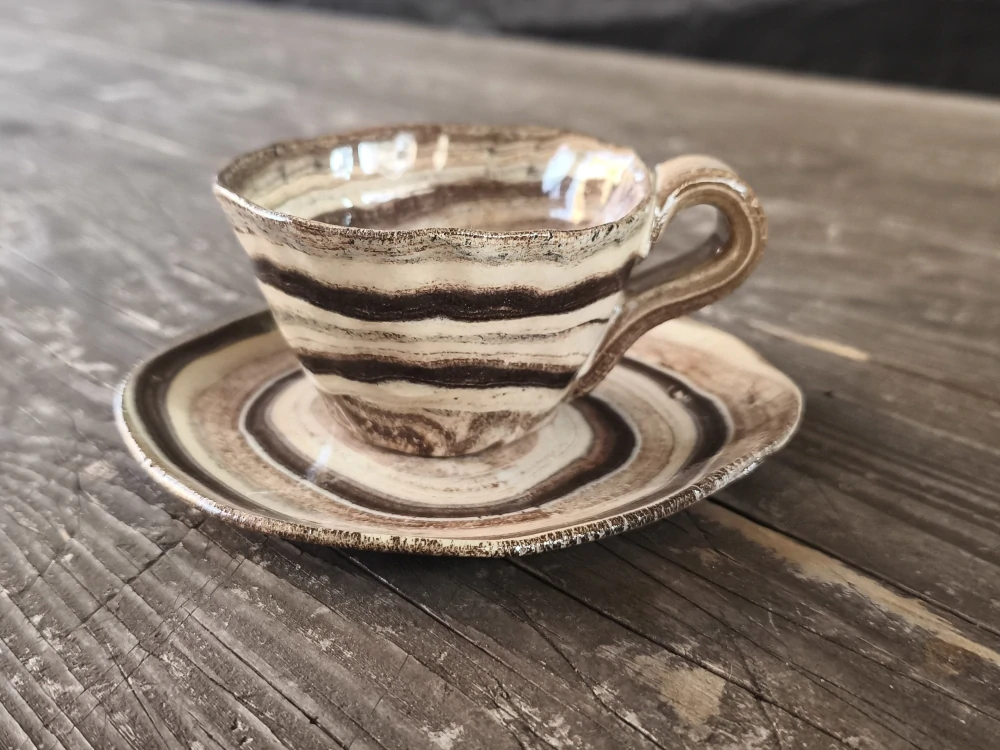 Keramická šálka na kávu espresso - lungo - ristretto 70 ml – Unikát! - béžovo-hnedá ručná výroba – modelovaná