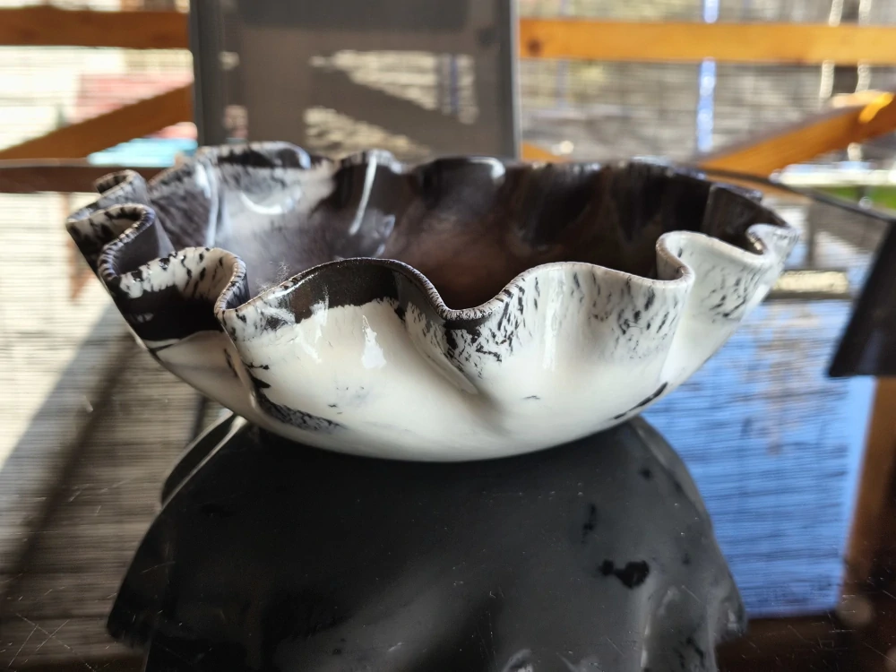 Exkluzívna autorská porcelánovo-kameninová misa – svetový unikát v organickej forme - Priemer 27 cm | Výška 9 cm